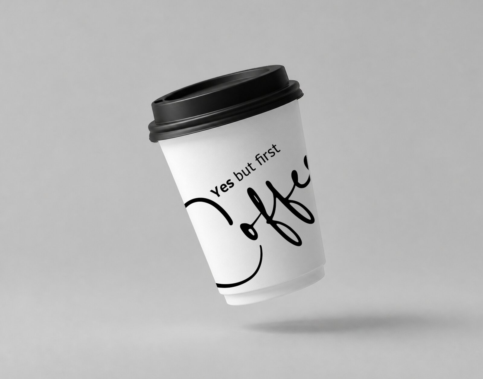 Vaso de Giornale con la caligrafía «Yes, but first Coffee»